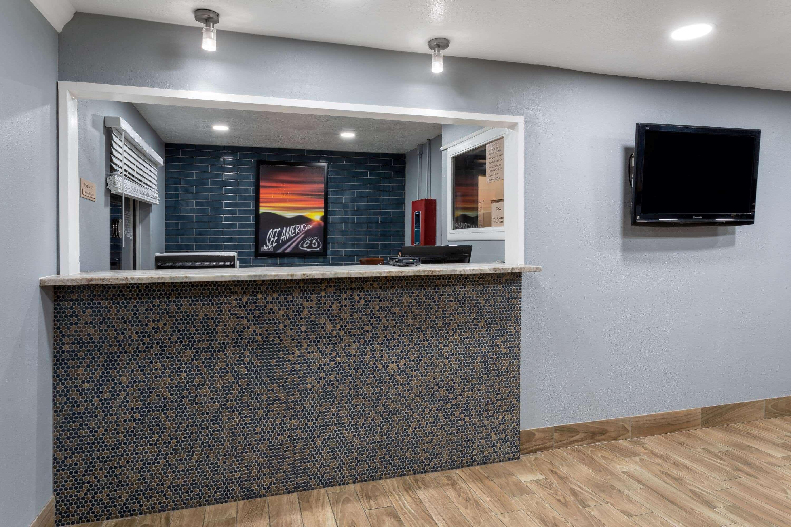 Travelodge By Wyndham Albuquerque East Exterior photo